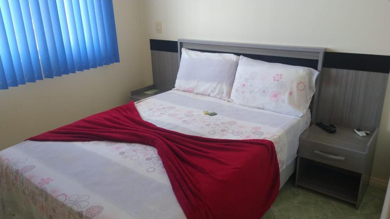 Pousada Oliveira Hotel ฟลอเรียนอโปลิส ภายนอก รูปภาพ