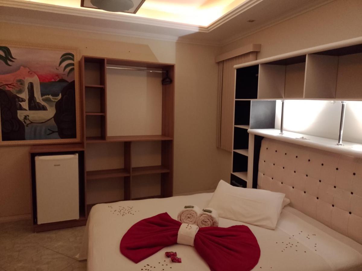 Pousada Oliveira Hotel ฟลอเรียนอโปลิส ภายนอก รูปภาพ